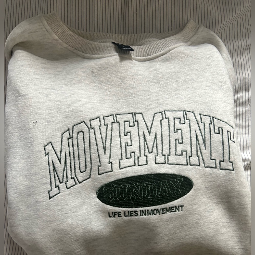 Dazy, white crew neck